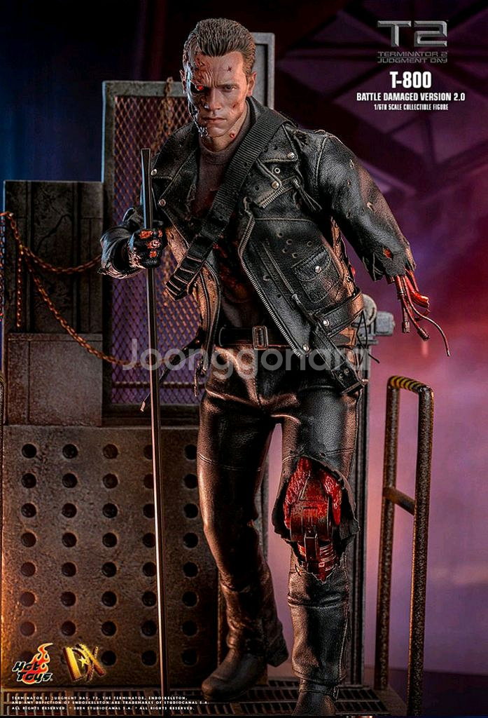 핫토이 DX46 터미네이터2 T-800 배틀데미지 2--1