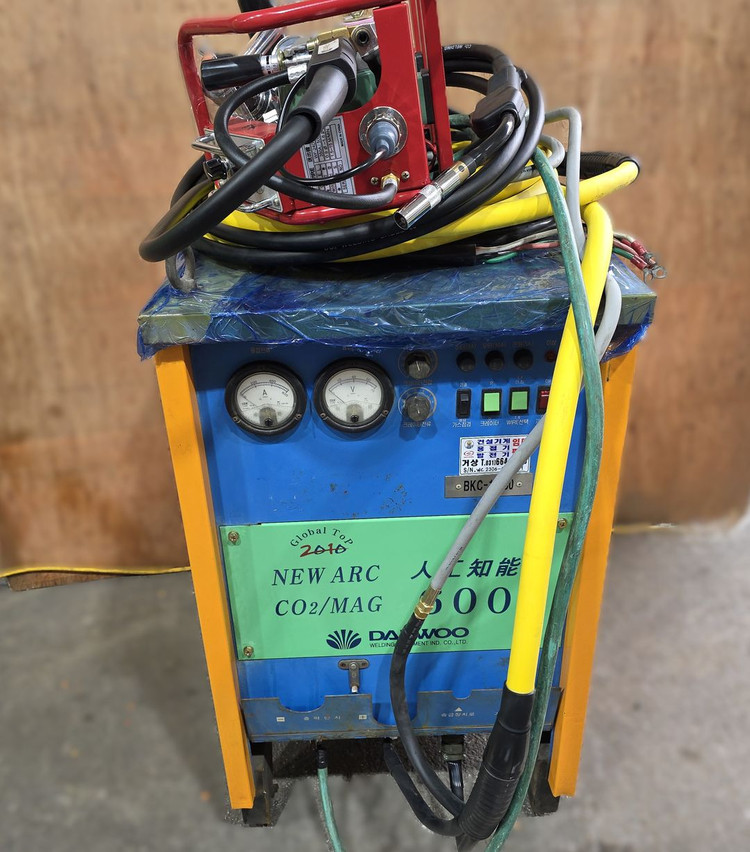 대우 600A MAG/ CO2용접기/중고용접기 풀세트--2