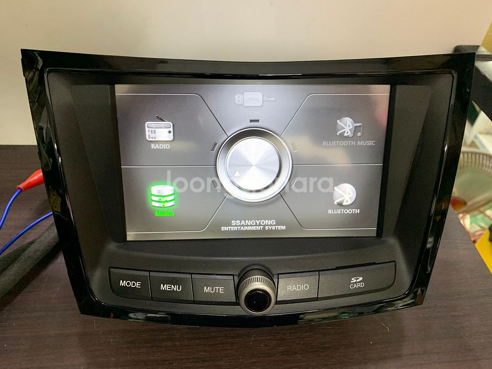 티볼리 순정 AV 블루투스 자출 데크 팝니다.--0