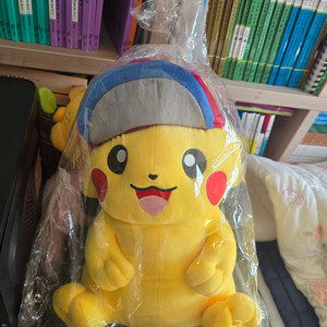 지우 모자 착용 피카츄 인형 팜니다. 50CM