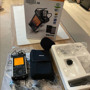 Tascam DR-44WL 휴대용 녹음기 레코더