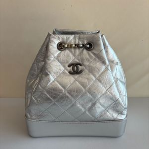 샤넬 가브리엘 백팩 스몰 (실버)