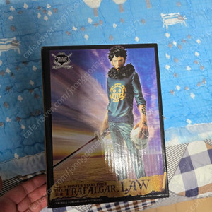 로우.에이스.페로나 피규어 팝니다.