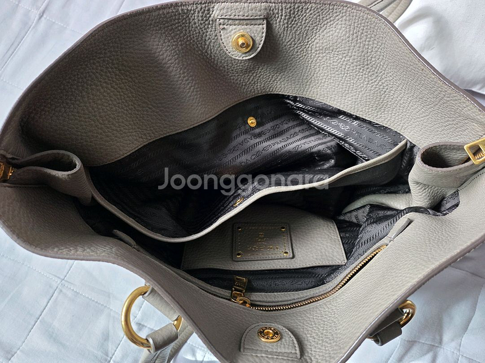 프라다 비텔로 다이노 숄더백--5