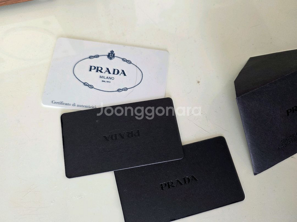 프라다 비텔로 다이노 숄더백--9