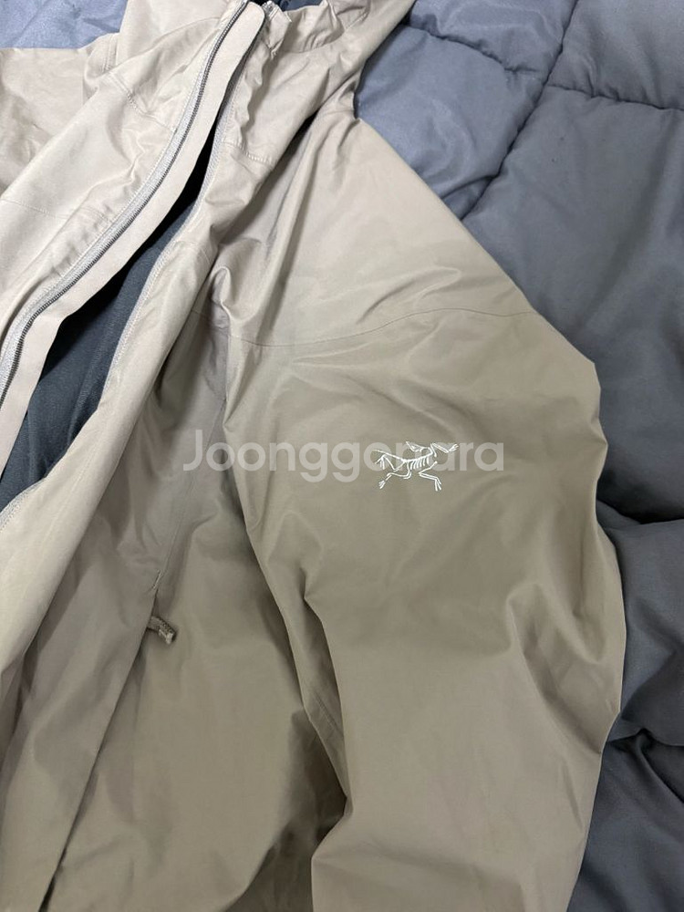 아크테릭스 솔라노후디 알케미xs--1