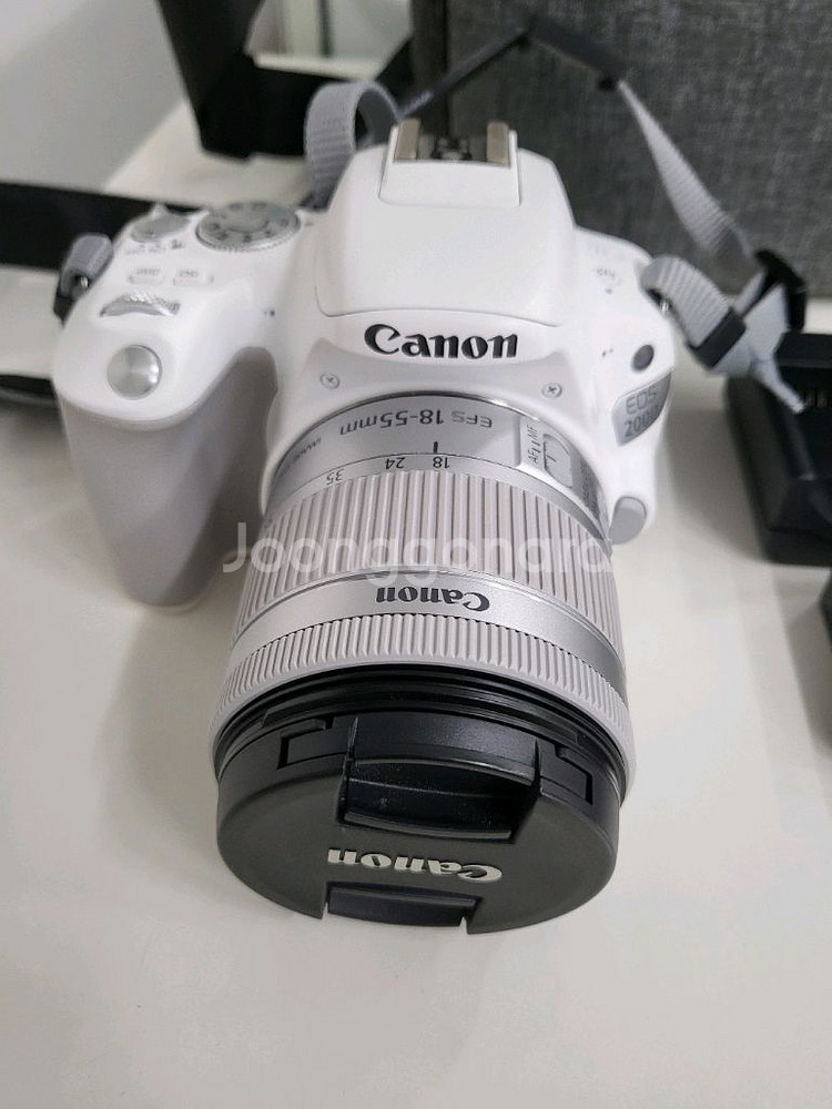 캐논 EOS 200D 카메라 화이트바디 A급--1