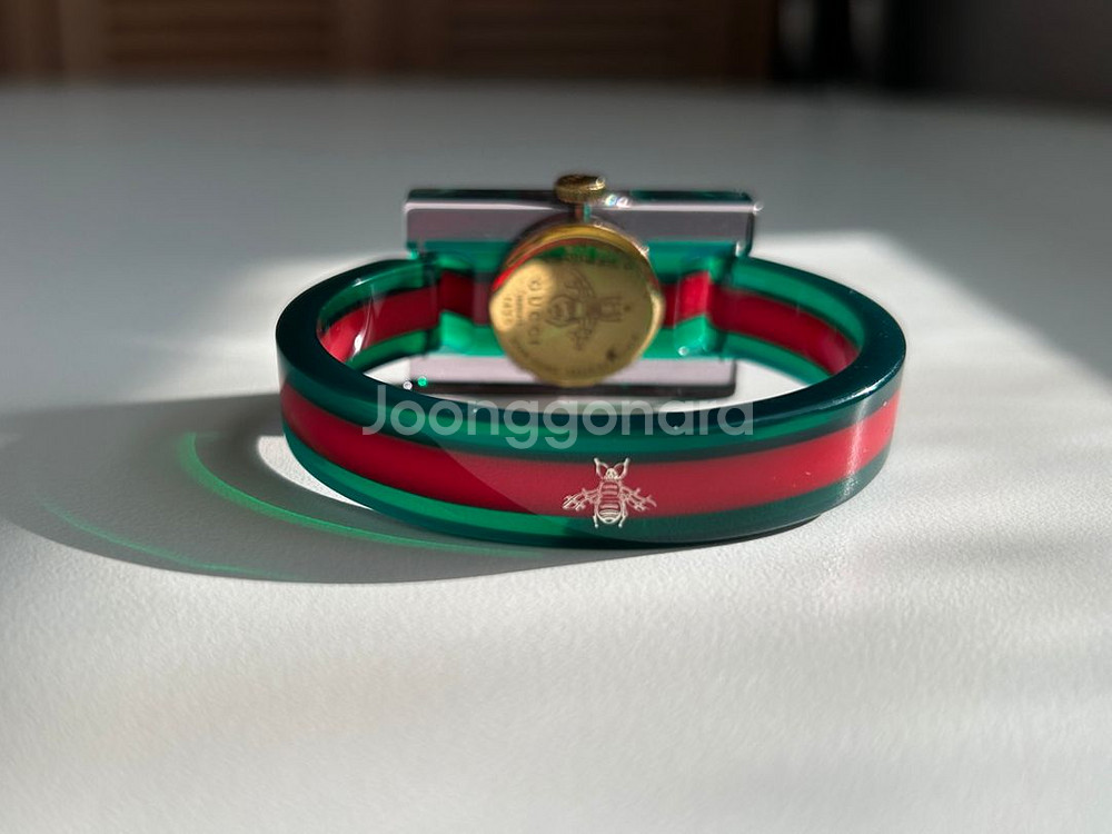 GUCCI 구찌 삼선 뱅글 플렉시글라스 손목 시계--3