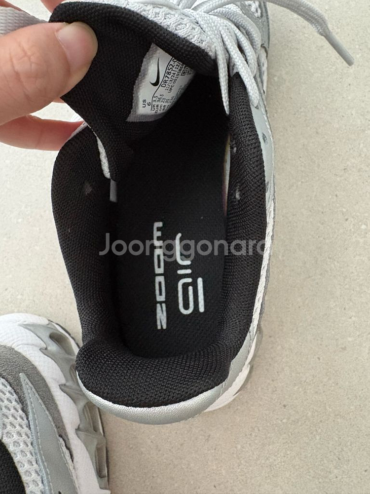 나이키 우먼 줌 에어 파이어 메탈릭 실버--4