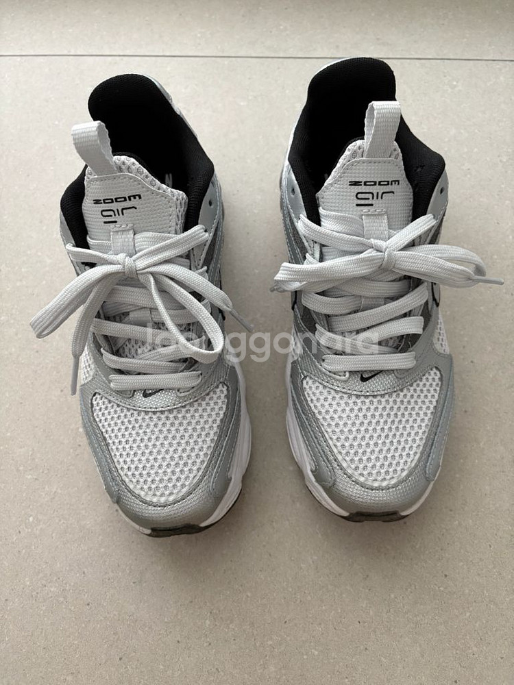 나이키 우먼 줌 에어 파이어 메탈릭 실버--5