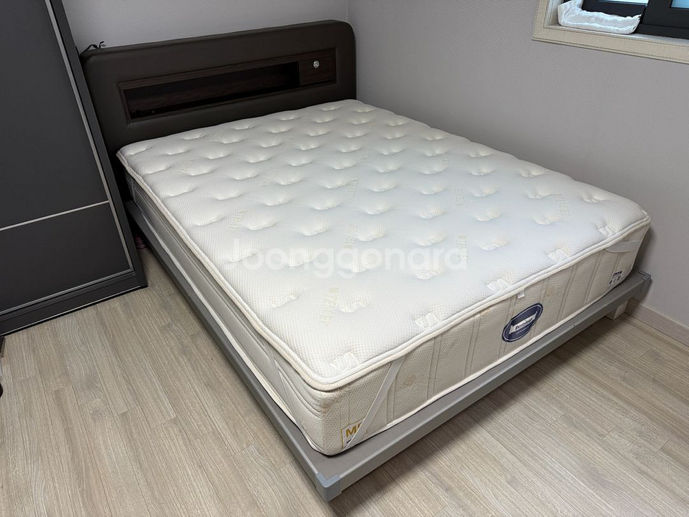 베스트슬립 M5 골든 메달리스트 퀸 사이즈 매트리스--0