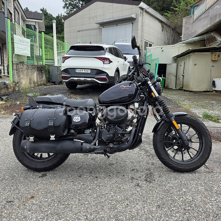 아퀼라125 19년 1만 입문용바이크 판매합니다--1