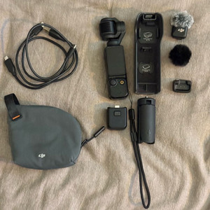 (거의새것) dji 오즈모포켓3 + dji 마이크 미니