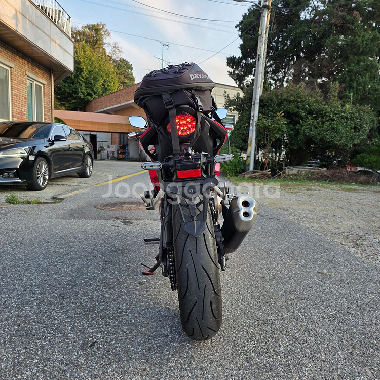 혼다 cbr500r 20년 6만 저렴하게 판매합니다--3