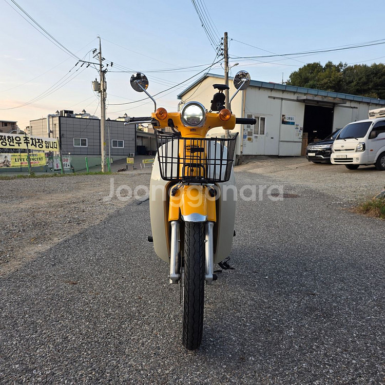 혼다 슈퍼커브 21년 2만 저렴하게 판매합니다.--7