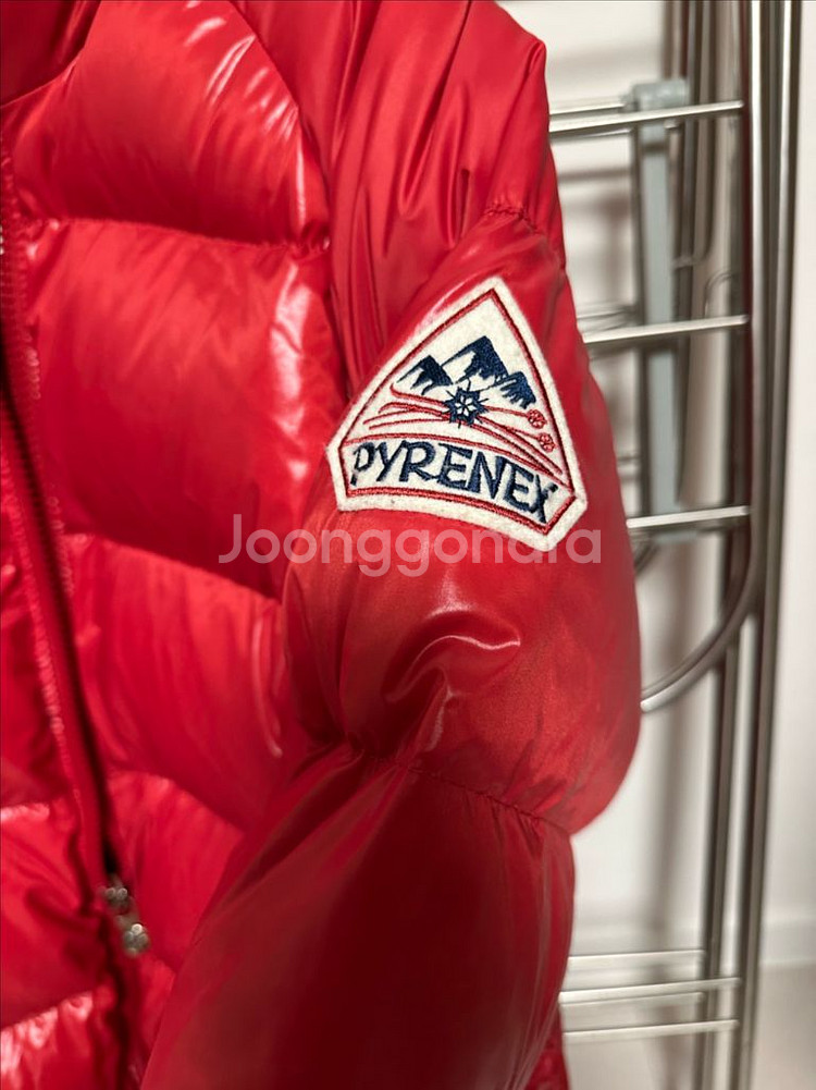 피레넥스 덕다운패딩팔아요--2