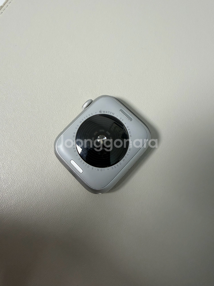 애플워치 se2 실버 44mm--5