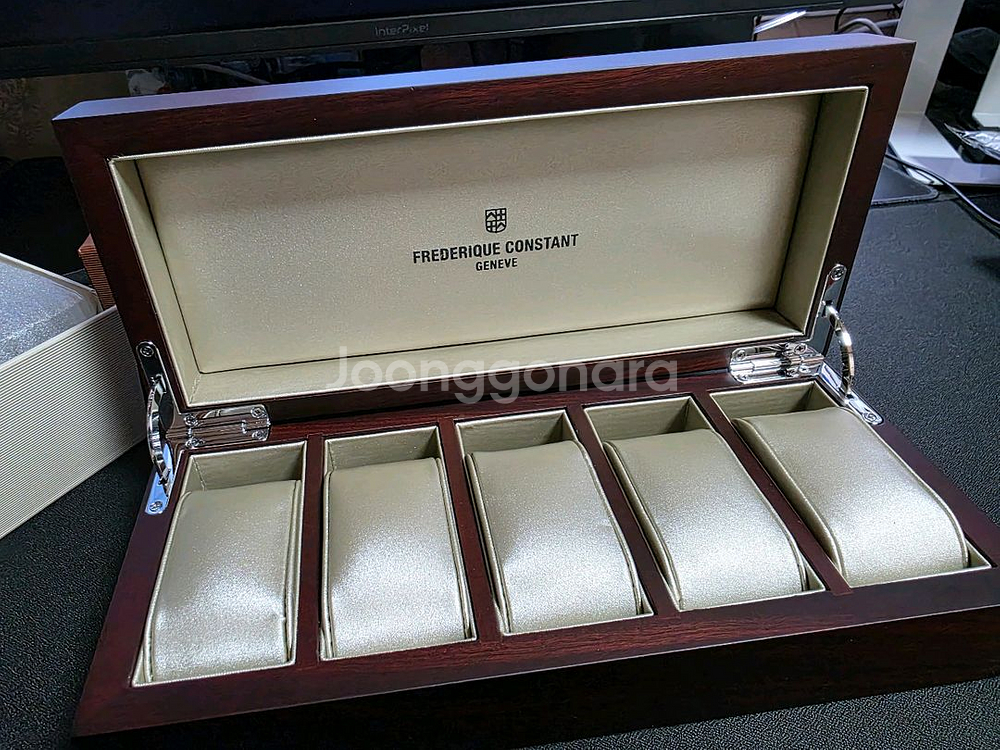 [정품]프레드릭콘스탄트 케이스--2