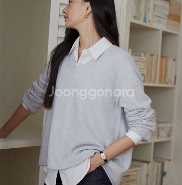 포유온 fyeo 이안 브이넥 니트 클라우디 그레이 새상--0