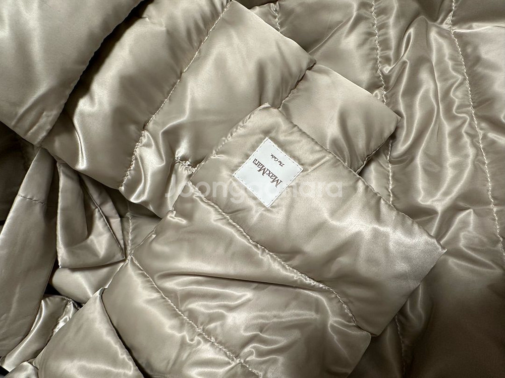 막스마라 노베프패딩팔아요--2