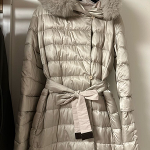 막스마라 노베프패딩팔아요