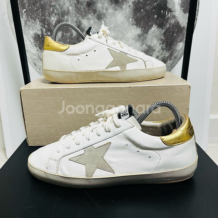 정품 40) 골든구스 골드탭 스니커즈 255~260--0