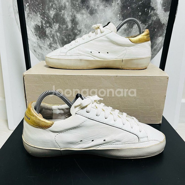 정품 40) 골든구스 골드탭 스니커즈 255~260--1