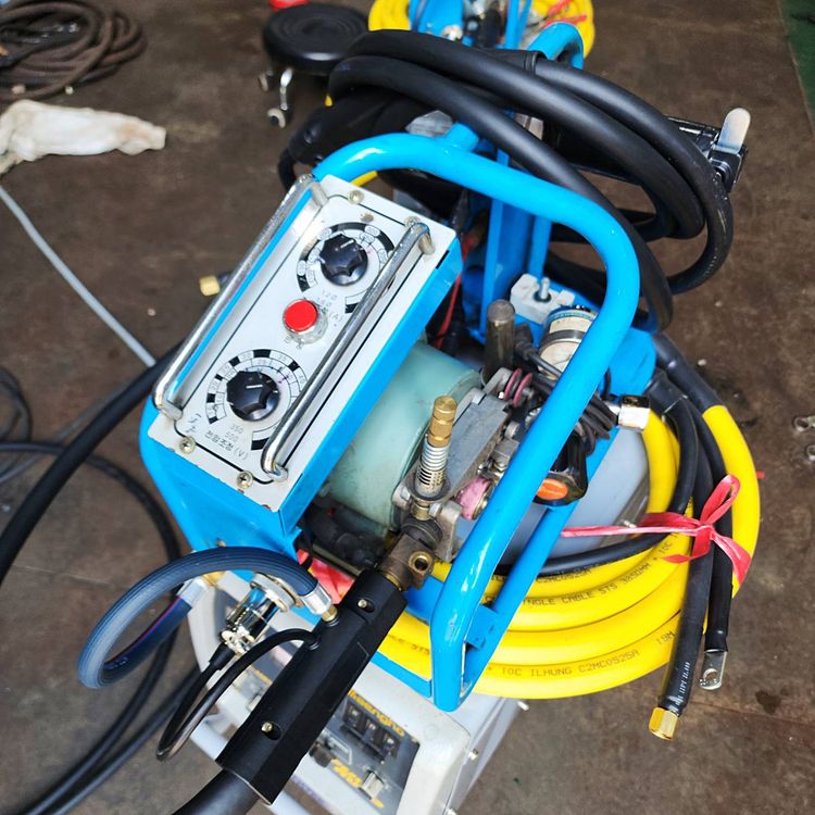 [판매] 맹호 중고 인버터 CO2용접기 -350TX-/--3