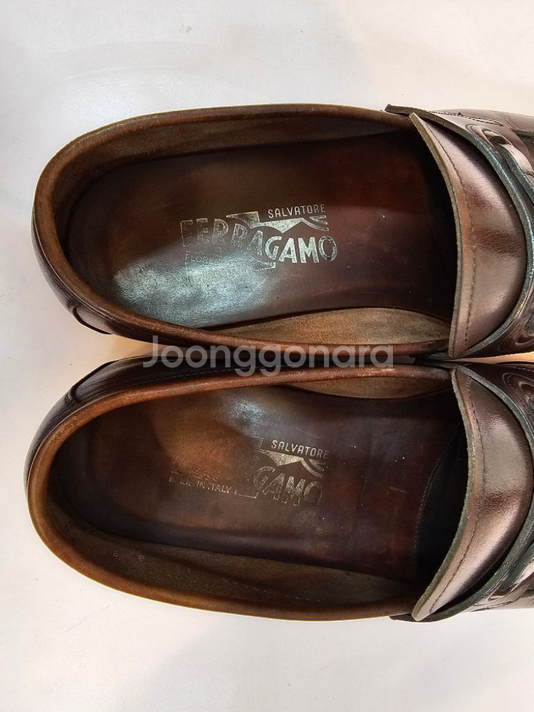 페라가모 남성 로퍼 구두 275--5