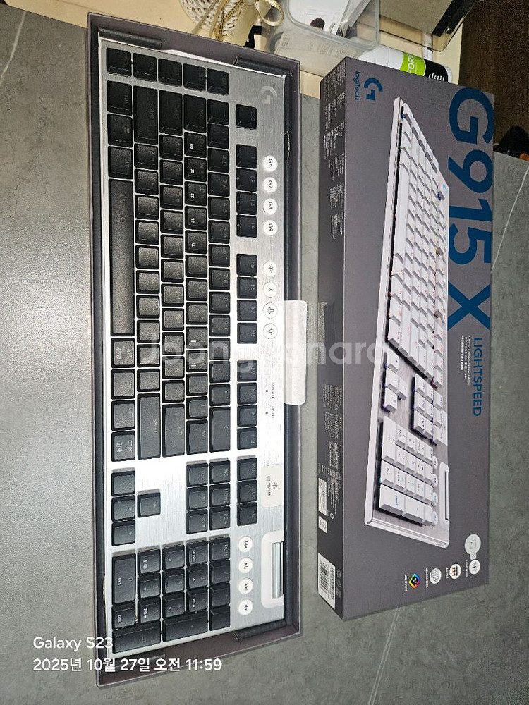 로지텍 G915X Lightspeed 갈축 판매합니다.--0