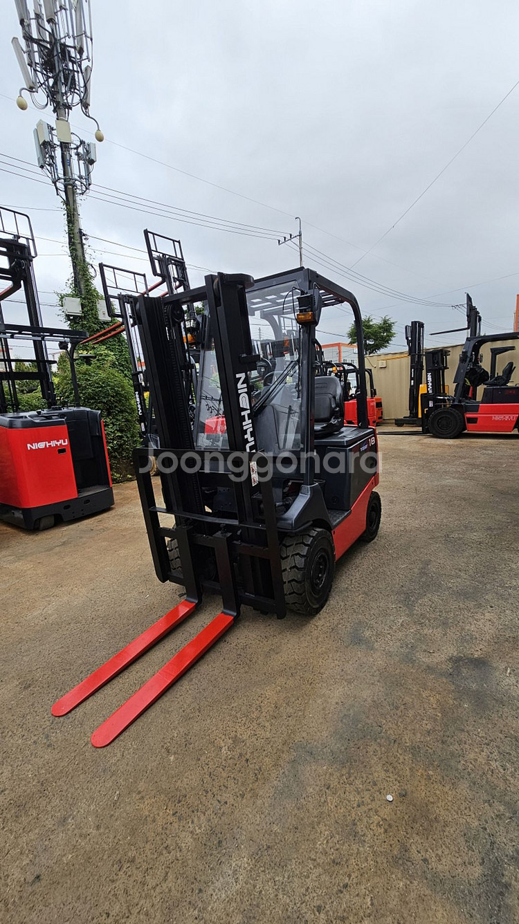 배터리가 19년식 최신니찌유 좌식1.8톤 전동지게차--1