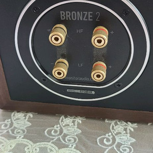 모니터 오디오스피커