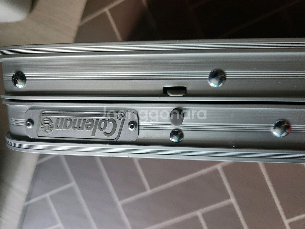 콜맨 내추럴 모자이크 리빙 테이블 / 60 플러스--2