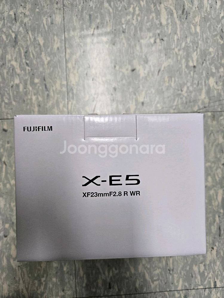 후지필름 x-e5kit 미개봉 신품 팝니다--1