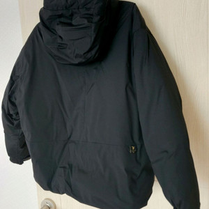 k2 씬에서 후디 블랙 90사이즈