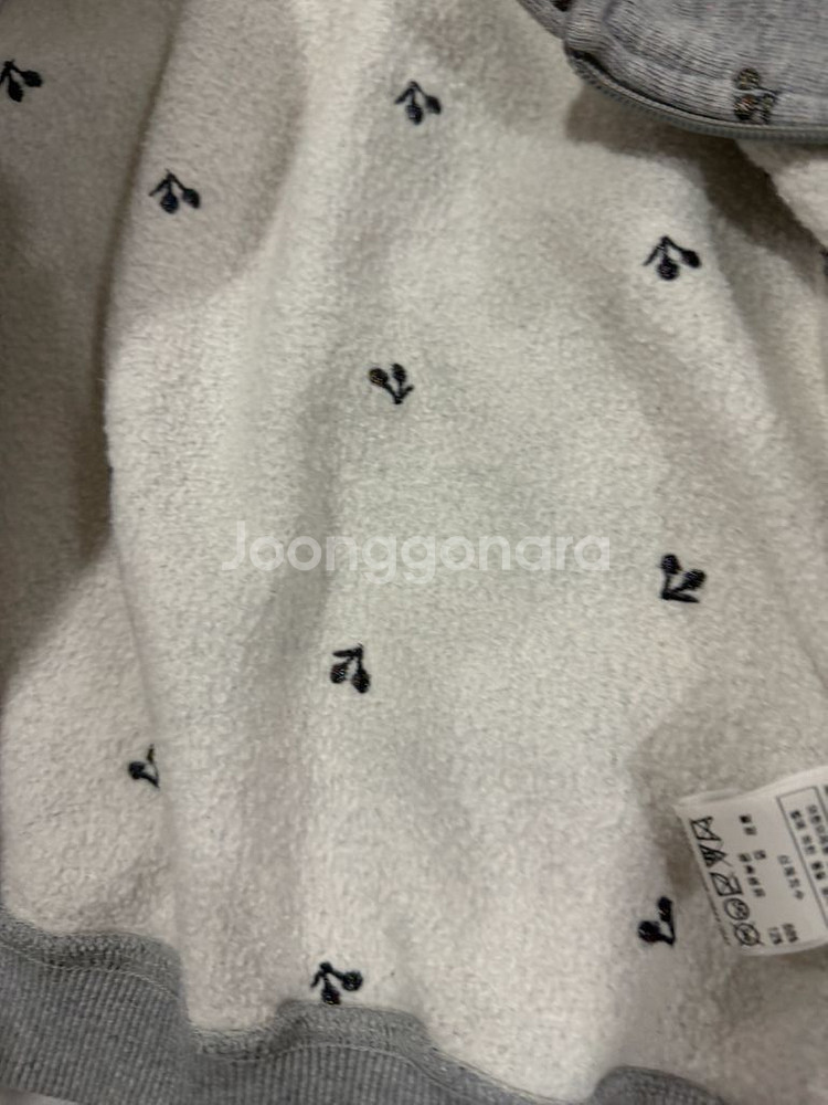 봉쁘앙 체리 후드집업 4a--1