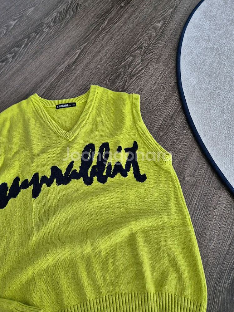 런래빗 160사이즈 니트베스트팔아요~--1