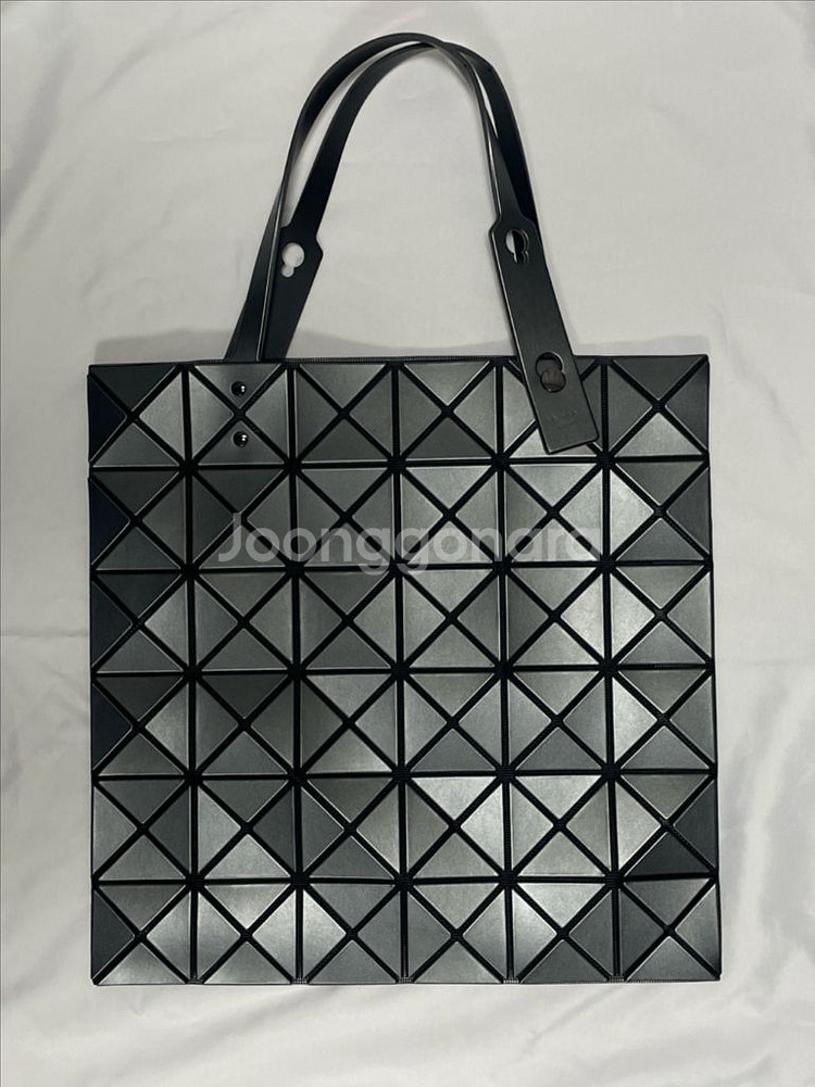 이세이미야케 바오바오 루센트메탈릭 건메탈--1