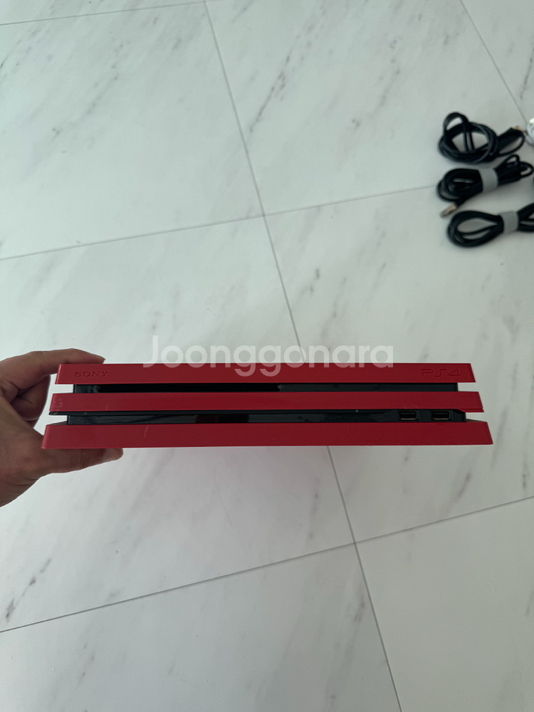 PS4 Pro 스파이더맨 에디션 1TB 풀세트--5