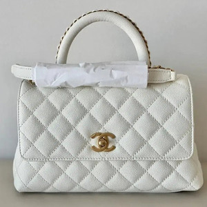 (새제품)샤넬 코코핸들 미디움 화이트 캐비어