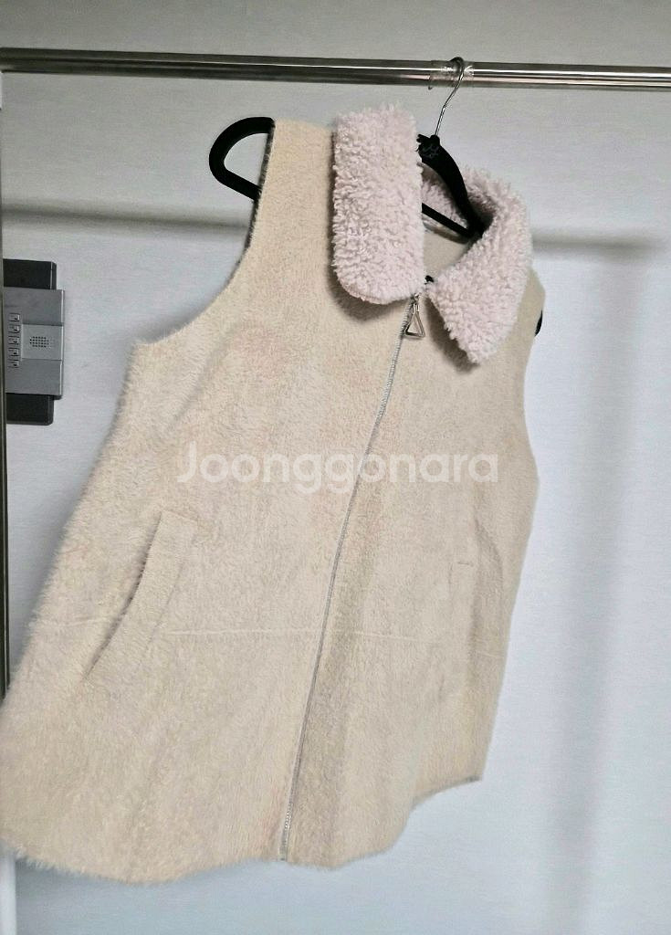 DESTIL 여성 양털 니트 베스트 아이보리 FREE--1