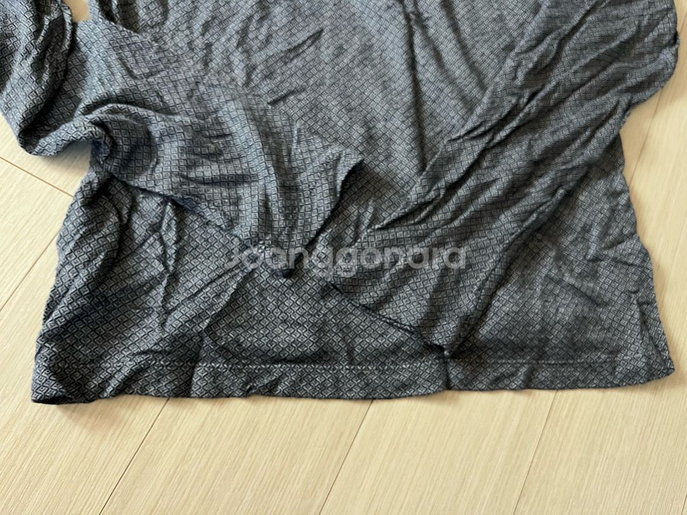 (일본매장정품)아르마니 꼴레지오니 남성 긴팔티--3