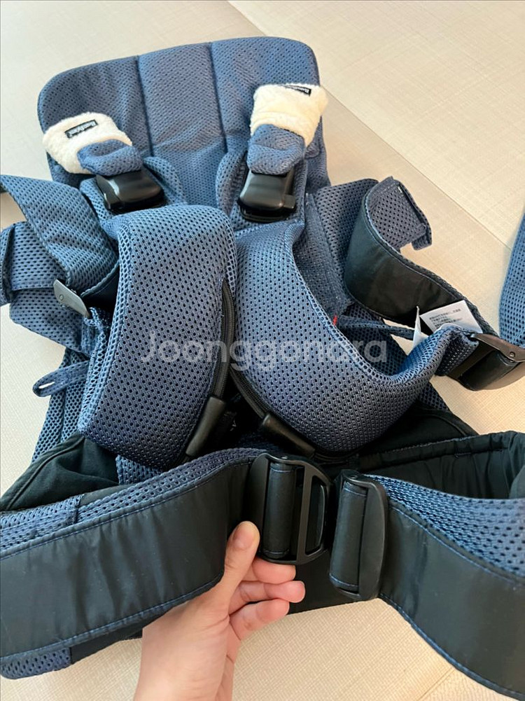 베이비뵨 캐리어원 아기띠 네이비블루--4