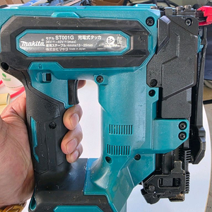 마끼다40V 무선타카 422용