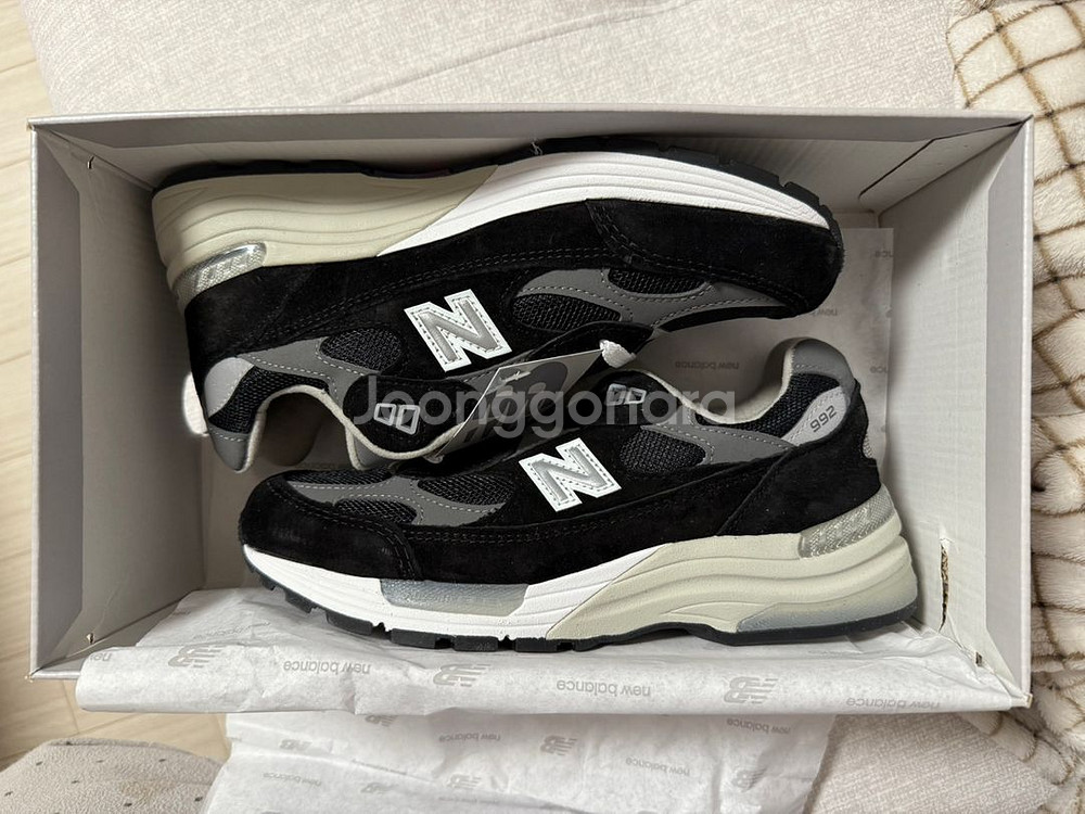 뉴발란스 992 블랙 그레이 235(5.5) 새상품--0