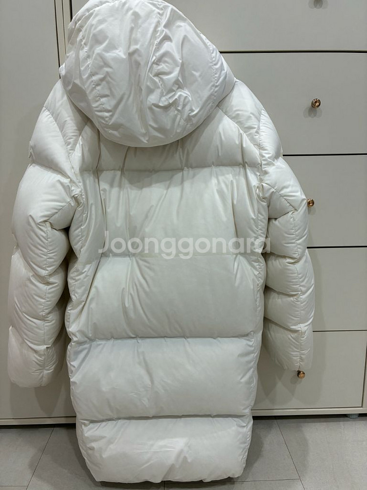 몽클레어 제니트 화이트패딩 1(100-105,오버핏)--5