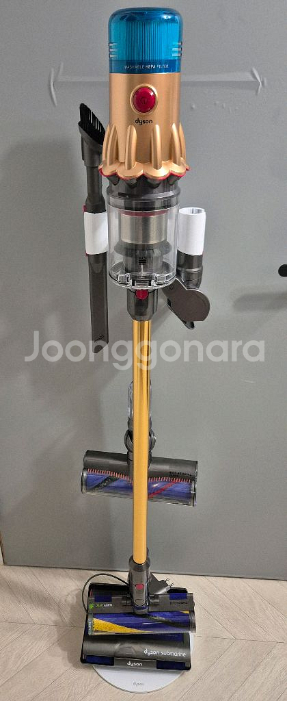 다이슨 v12s 서브마린 컴플리트 골드 청소기--1