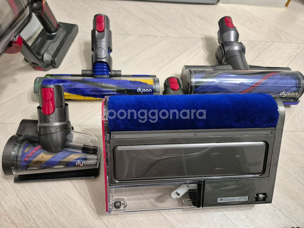 다이슨 v12s 서브마린 컴플리트 골드 청소기--6