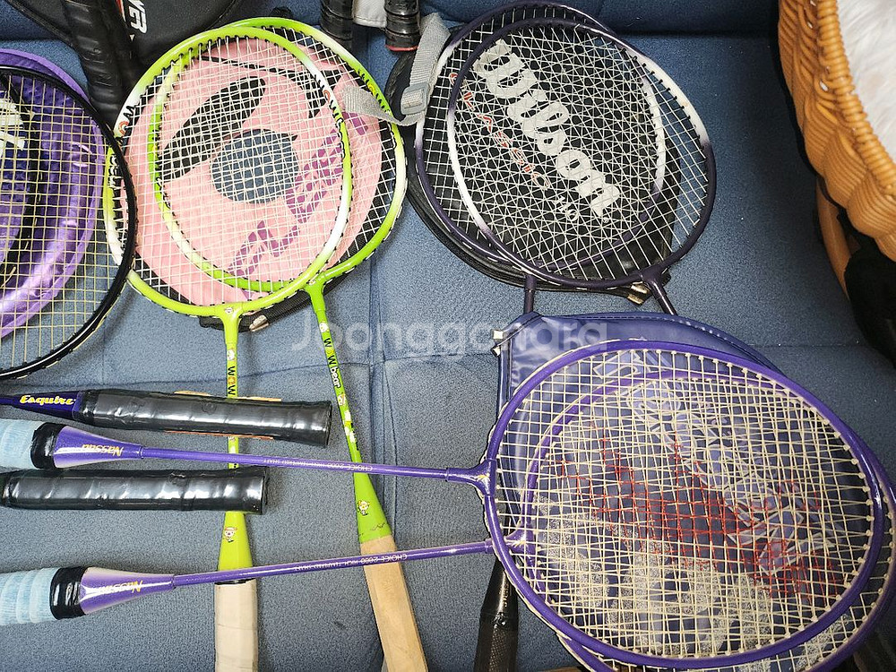 배드민턴 라켓들--3