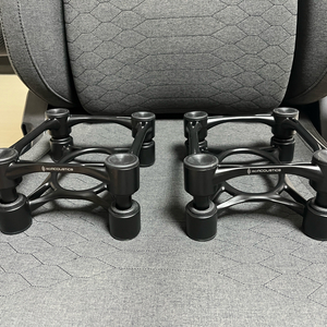 ISO Acoustics 아이소어쿠스틱 Aperta